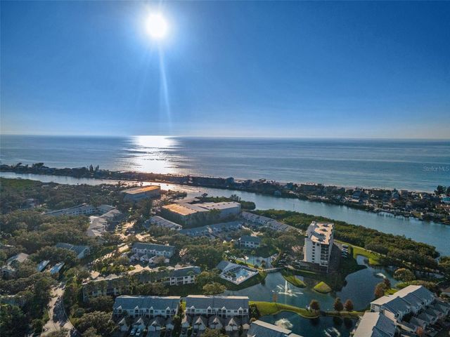 11620 SHIPWATCH DRIVE 1423, Largo, FL 33774