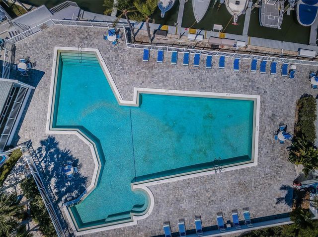 11620 SHIPWATCH DRIVE 1423, Largo, FL 33774