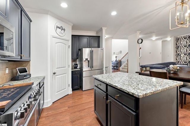 118 Hazeldeen Place, Simpsonville, SC 29680