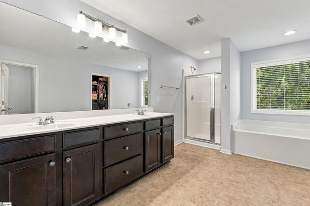 118 Hazeldeen Place, Simpsonville, SC 29680