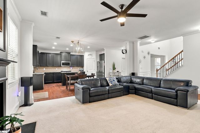 118 Hazeldeen Place, Simpsonville, SC 29680