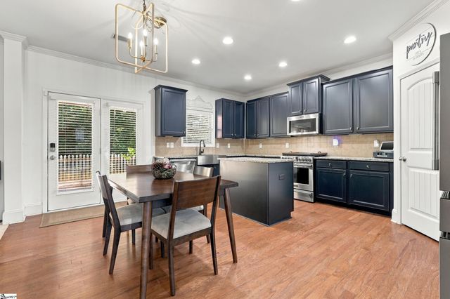 118 Hazeldeen Place, Simpsonville, SC 29680