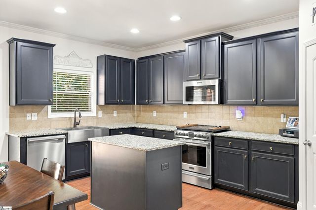 118 Hazeldeen Place, Simpsonville, SC 29680