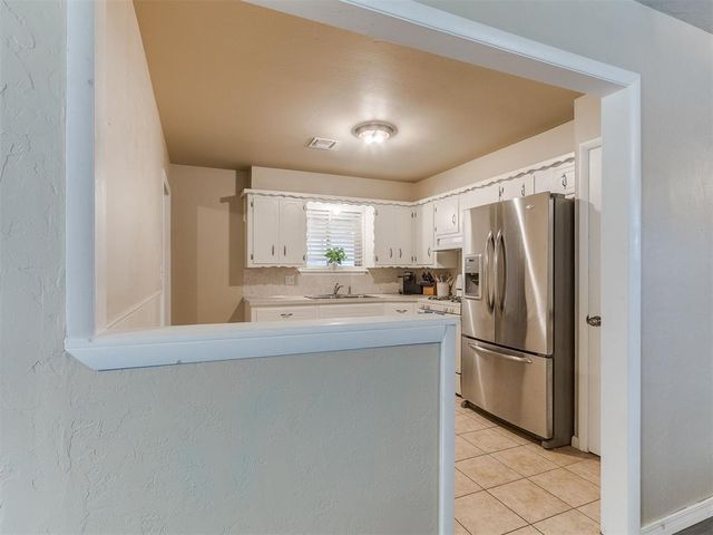 901 NW 1st Street, Moore, OK 73160