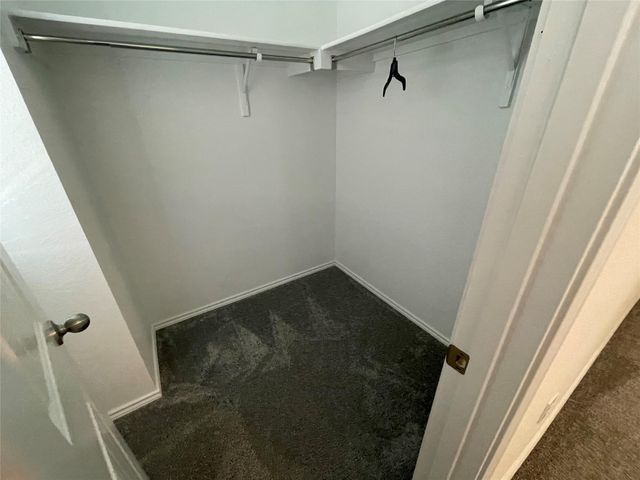 541 Ayinger LN, Austin, TX 78728