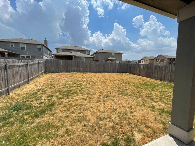 541 Ayinger LN, Austin, TX 78728