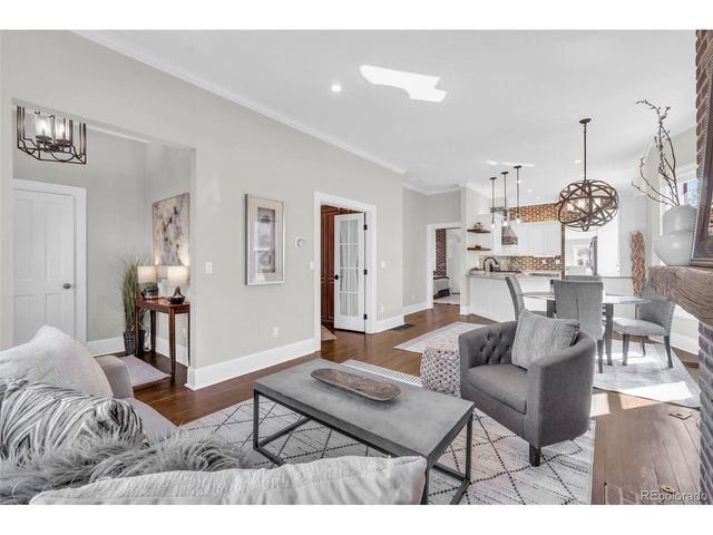 646 S Lincoln St, Denver, CO 80209