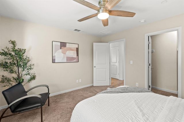 4388 Silver Cedar Ln, Sacramento, CA 95834