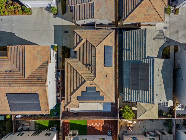 4388 Silver Cedar Ln, Sacramento, CA 95834