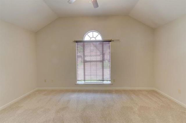 5655 FALLING BARK DR, Memphis, TN 38134
