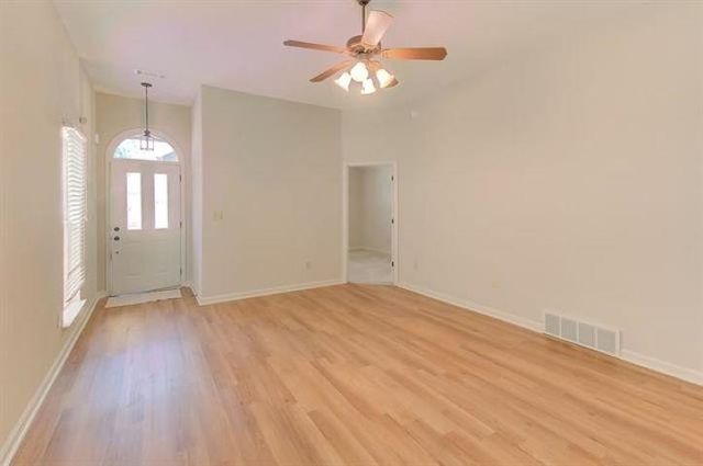 5655 FALLING BARK DR, Memphis, TN 38134