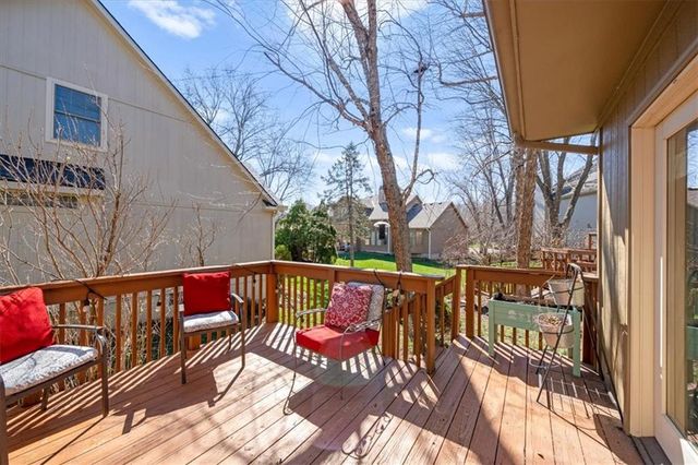 5811 W 124th Street, Overland Park, KS 66209