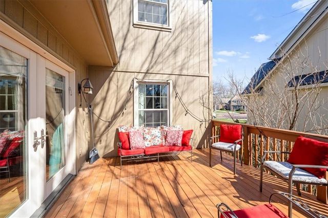 5811 W 124th Street, Overland Park, KS 66209