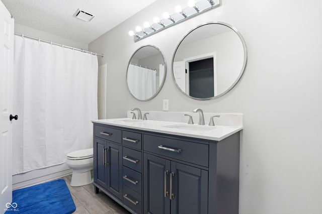 339 E Saint Clair Street, Indianapolis, IN 46202