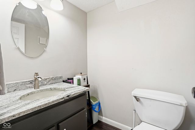 339 E Saint Clair Street, Indianapolis, IN 46202