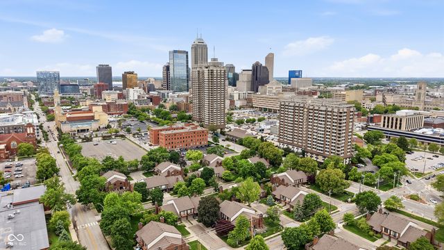 339 E Saint Clair Street, Indianapolis, IN 46202
