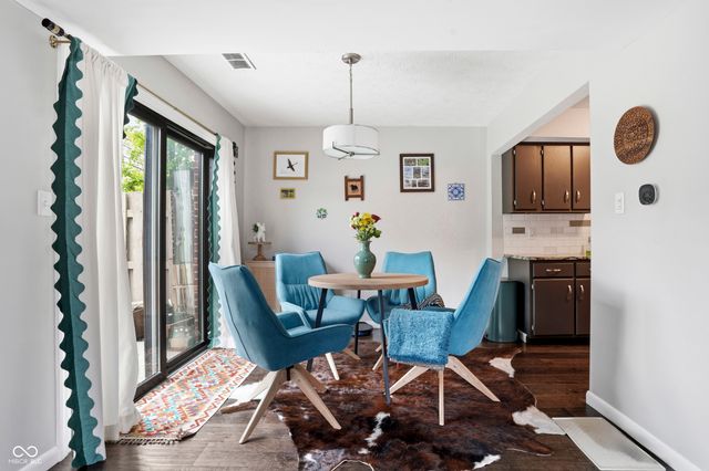 339 E Saint Clair Street, Indianapolis, IN 46202
