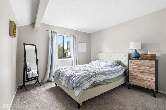 339 E Saint Clair Street, Indianapolis, IN 46202