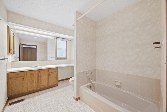 1986 S Longford St., Wichita, KS 67207