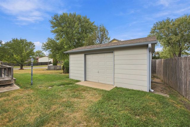 1986 S Longford St., Wichita, KS 67207