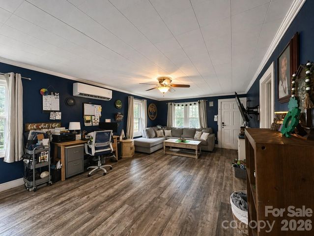 104 Old Fort Road, Fairview, NC 28730