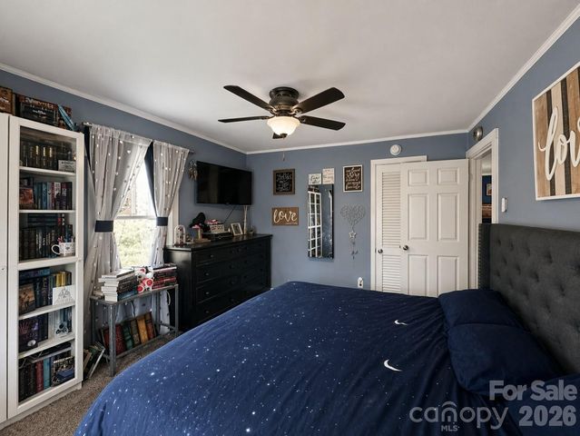 104 Old Fort Road, Fairview, NC 28730