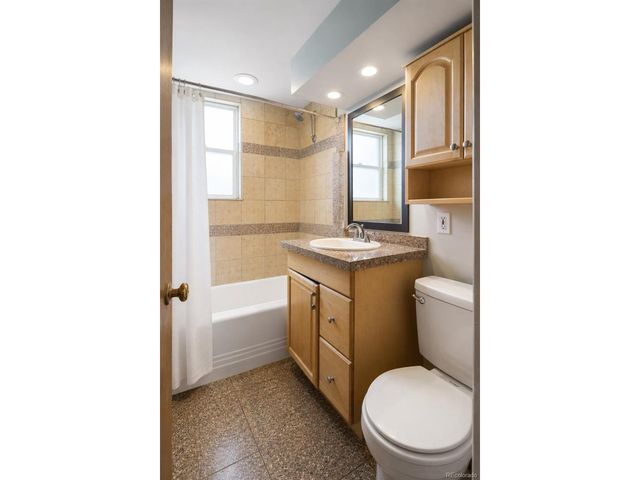 2170 King St, Denver, CO 80211