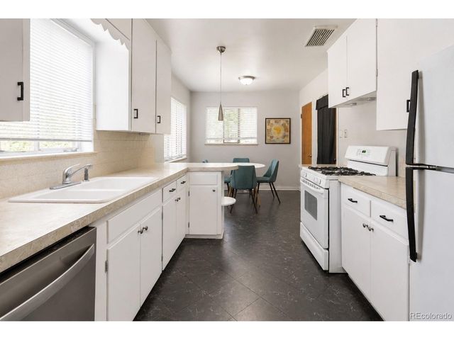 2170 King St, Denver, CO 80211