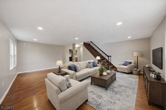 130 Valley View Dr, Rockaway Twp., NJ 07866