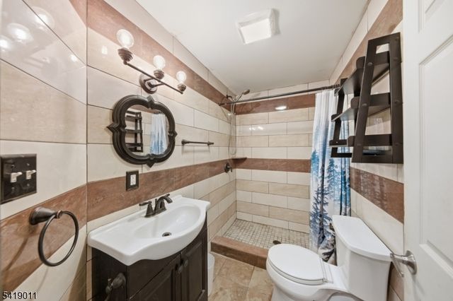 130 Valley View Dr, Rockaway Twp., NJ 07866