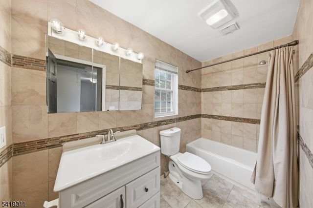 130 Valley View Dr, Rockaway Twp., NJ 07866