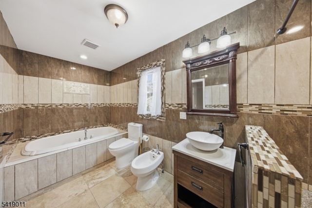 130 Valley View Dr, Rockaway Twp., NJ 07866