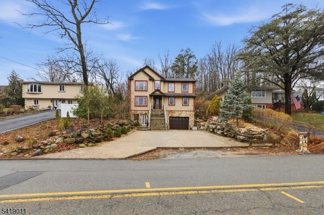 130 Valley View Dr, Rockaway Twp., NJ 07866