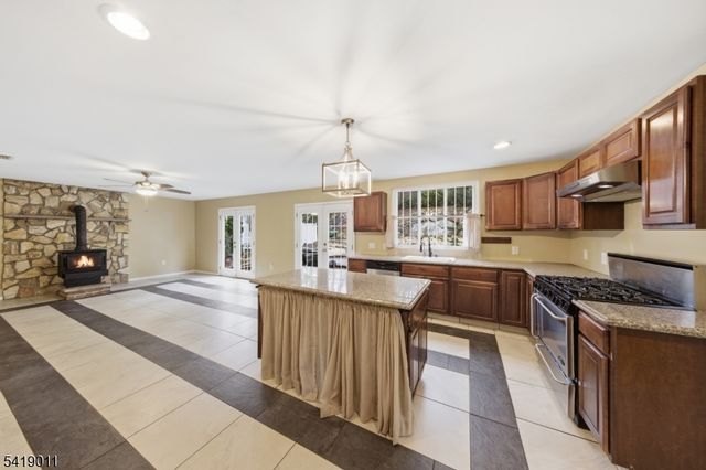 130 Valley View Dr, Rockaway Twp., NJ 07866