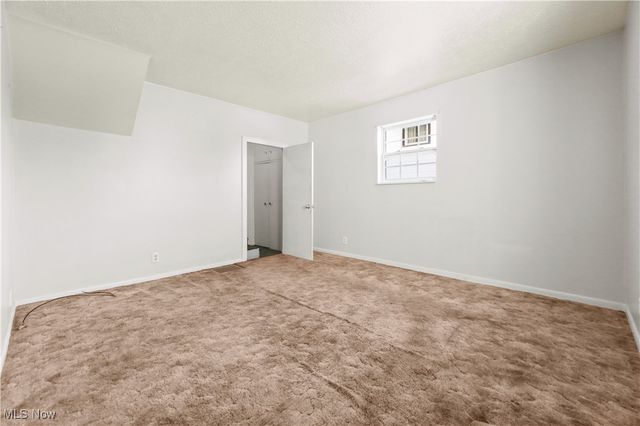 639 N Way Street, Barberton, OH 44203