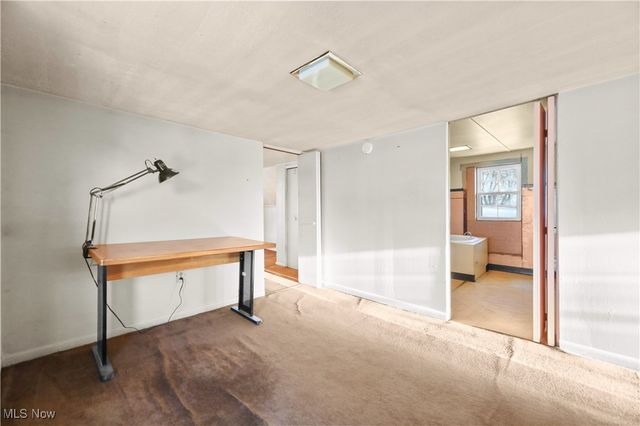 639 N Way Street, Barberton, OH 44203