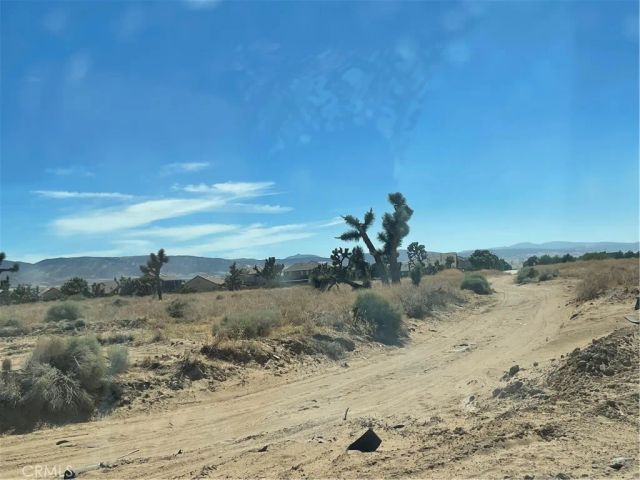 55 W Avenue J-10, Del Sur, CA 93536