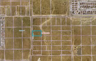 55 W Avenue J-10, Del Sur, CA 93536