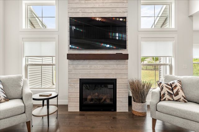 1616 Kassen Avenue, Mahomet, IL 61853