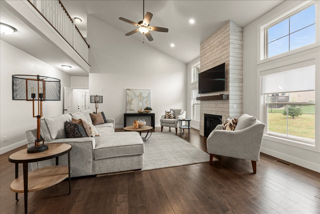 1616 Kassen Avenue, Mahomet, IL 61853