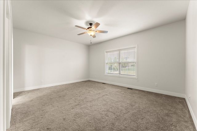 1616 Kassen Avenue, Mahomet, IL 61853