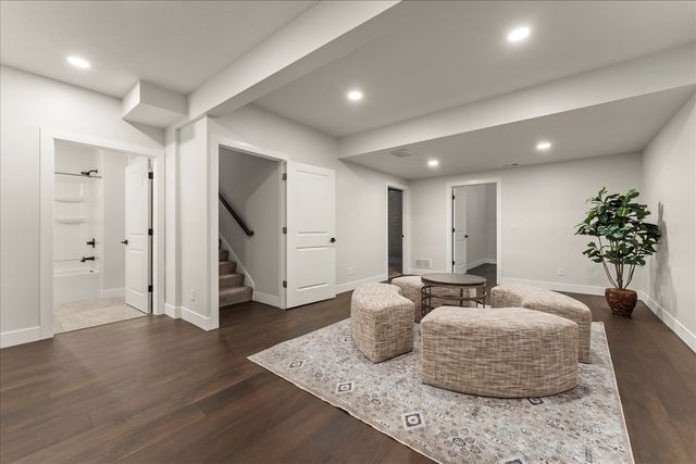 1616 Kassen Avenue, Mahomet, IL 61853