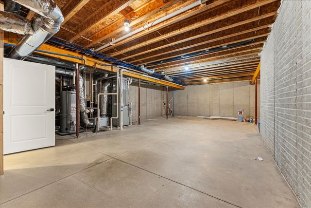 1616 Kassen Avenue, Mahomet, IL 61853