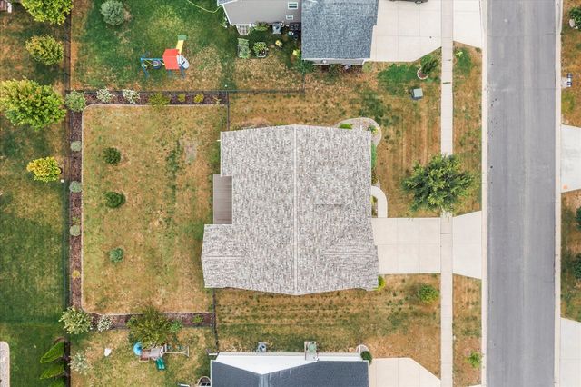 1616 Kassen Avenue, Mahomet, IL 61853