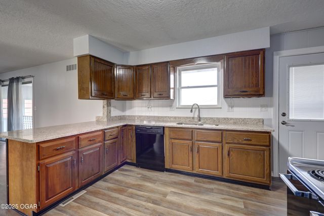 720 Sheridan Street, Carl Junction, MO 64834