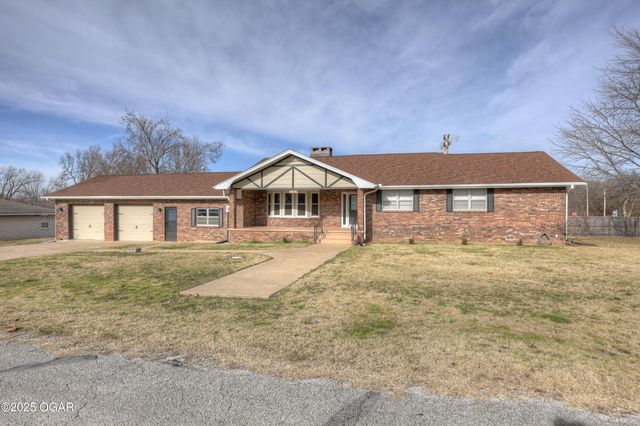 720 Sheridan Street, Carl Junction, MO 64834