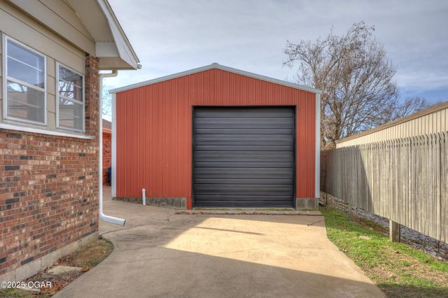 720 Sheridan Street, Carl Junction, MO 64834