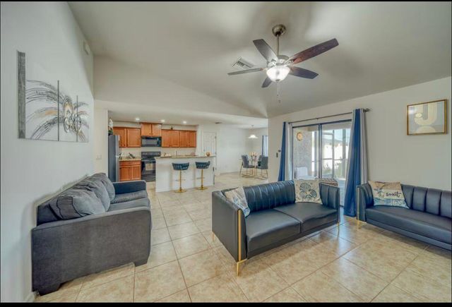 1925 SW 14th Street, Cape Coral, FL 33991