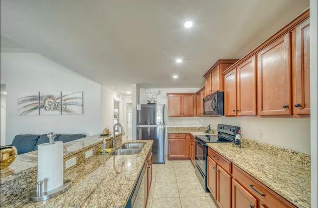 1925 SW 14th Street, Cape Coral, FL 33991