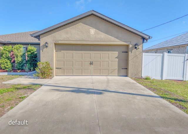 1925 SW 14th Street, Cape Coral, FL 33991